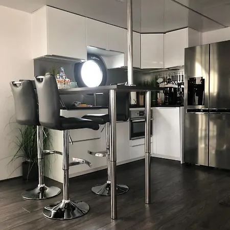 Hausboot Captains Boat